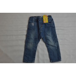 pantalon en jean avec bouton