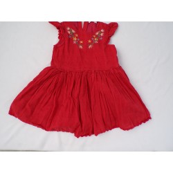 robe rouge brodé
