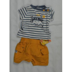 Ensemble t-shirt + short...