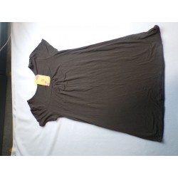 Robe marron foncé